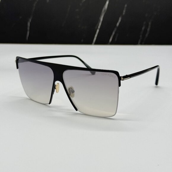 NEW TOM FORD SOFI TF840 01C SUNGLASSES WOMEN SQUARE BLACK EYEWEAR FT0840/S - Picture 3 of 13